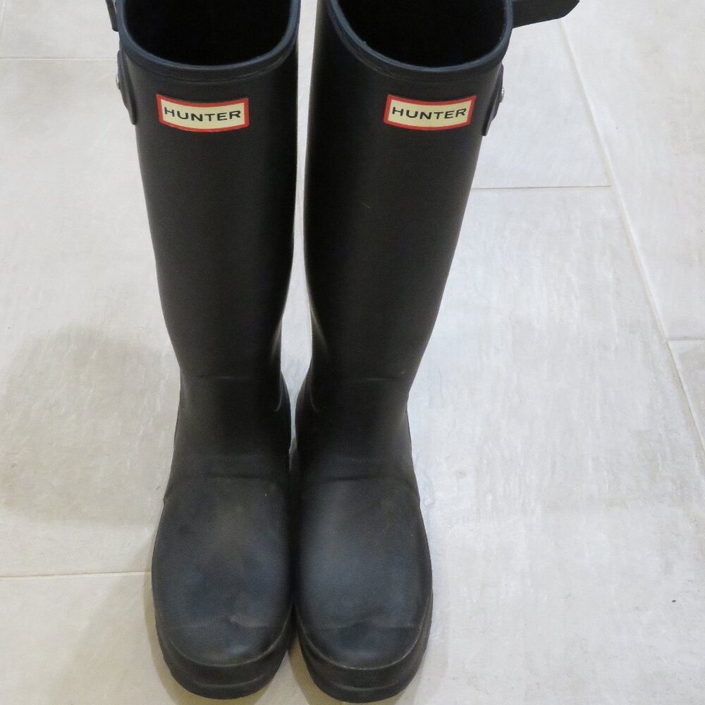 Hunter Women's Original Tall Rain Boots, Size 8 US